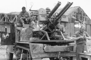 0028_T28E1_Half-Track_AAA-T28E1b 2.jpg